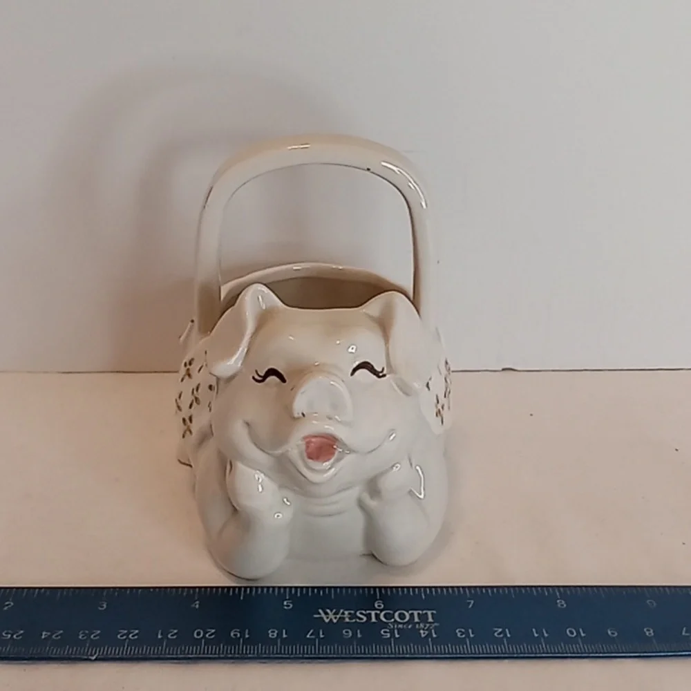 3 Piece Bundle Vintage Fritz And Floyd Laughing Pig Basket & Salt And Pepper Set